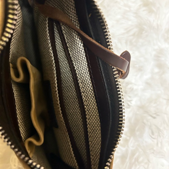 Dooney & Bourke mini bag - Picture 4 of 13